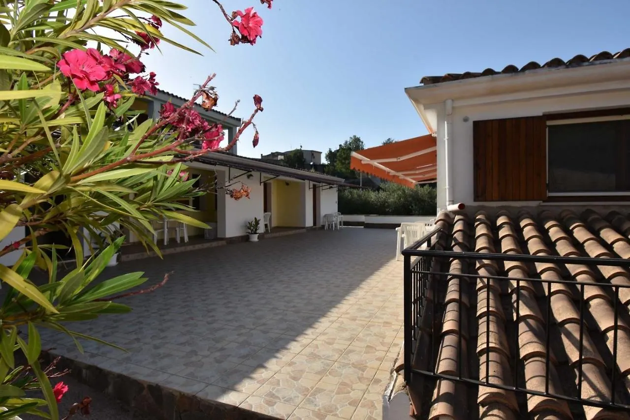 La Corte Degli Ulivi Cardedu Otel