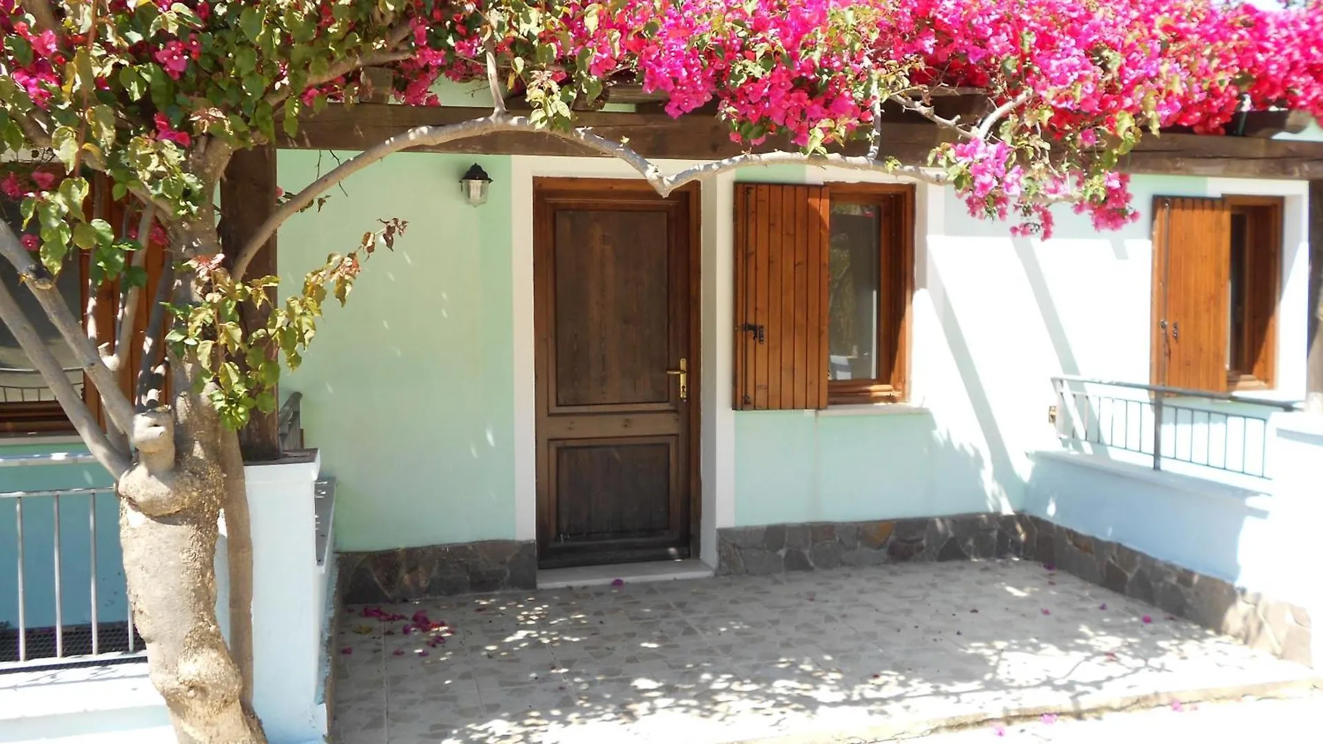 *** Otel La Corte Degli Ulivi Cardedu İtalya